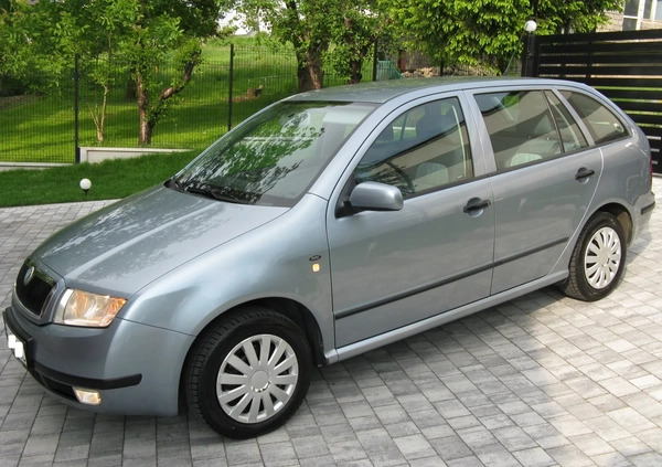 Skoda Fabia cena 8700 przebieg: 162000, rok produkcji 2001 z Stoczek Łukowski małe 596